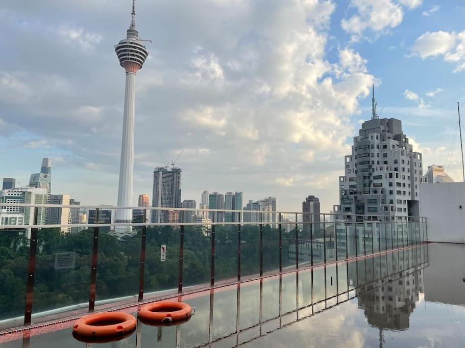 M101 Klcc Kl King By Livin *